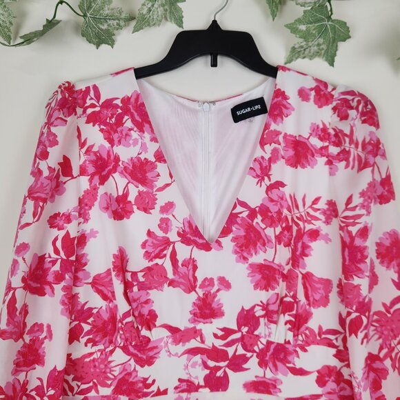 SUGAR LIPS Size L Floral Pink White Long Sleeve V-Neck Romper with Pockets - Picture 2 of 8